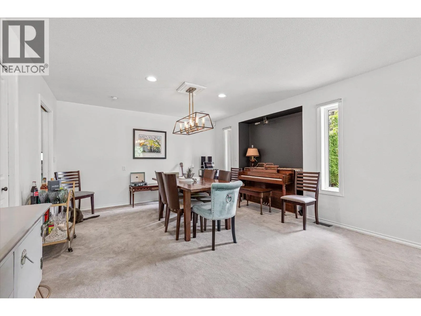 4619 Gordon Drive