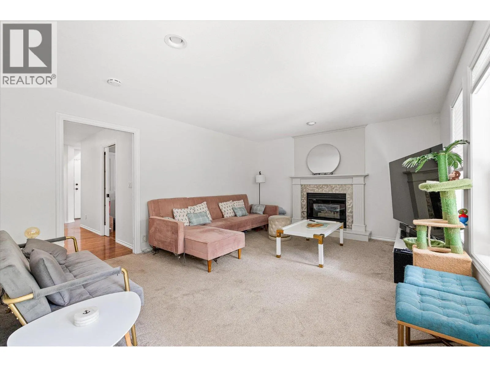 4619 Gordon Drive
