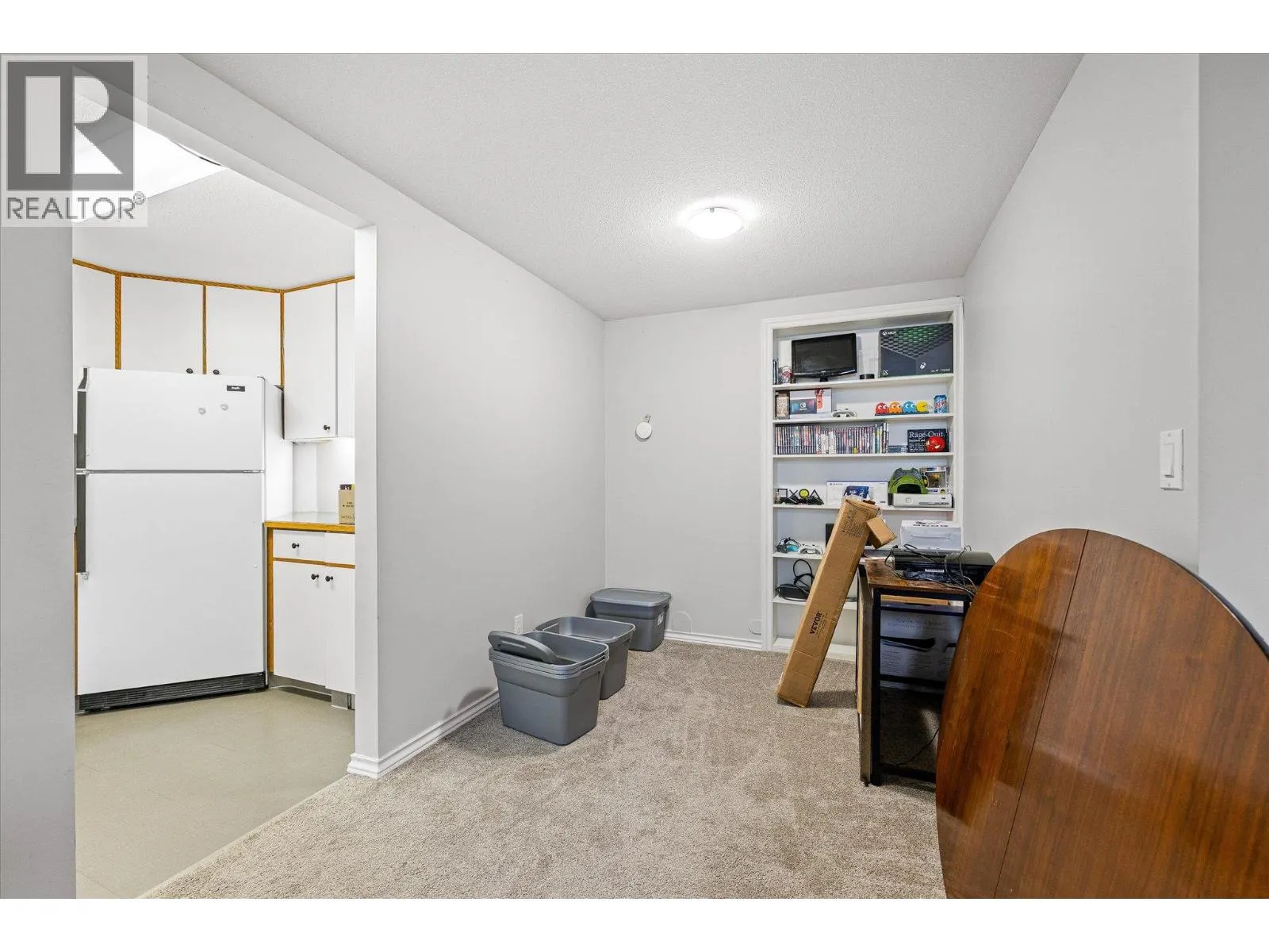 4619 Gordon Drive