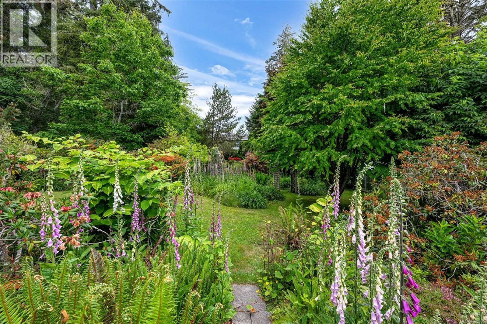 B 7095 Richview Dr