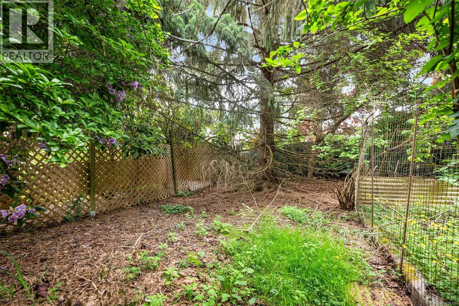 B 7095 Richview Dr