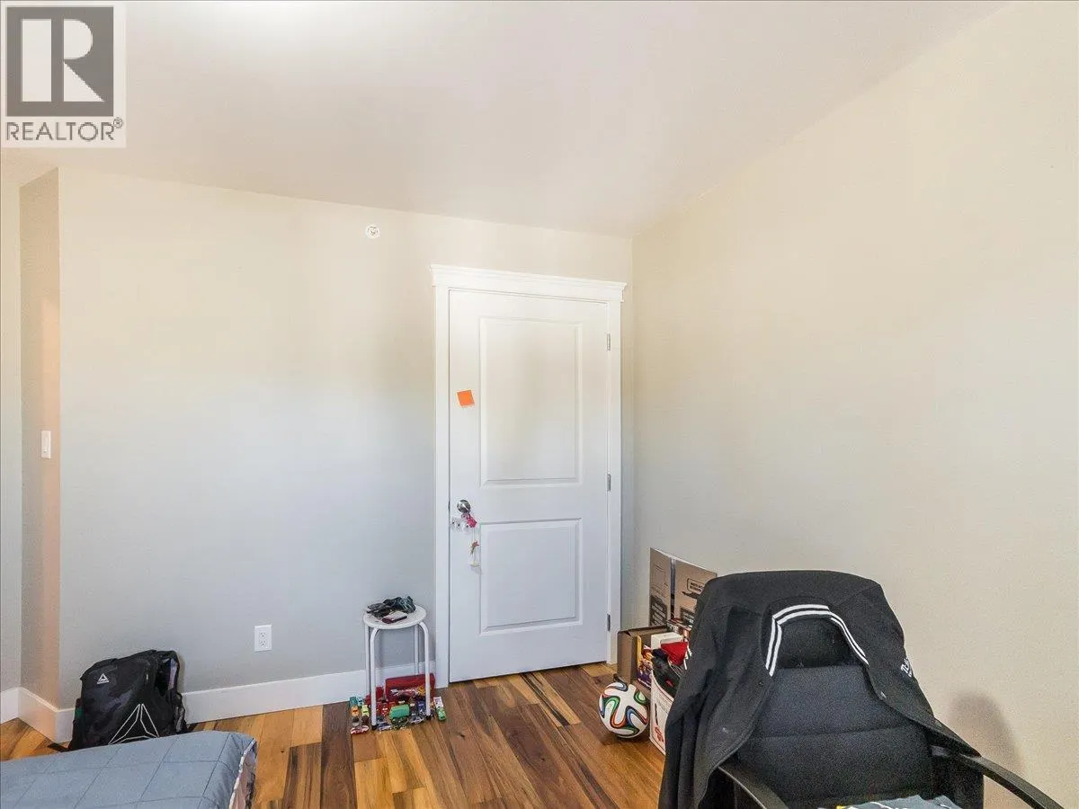625 11TH Avenue Unit# 6