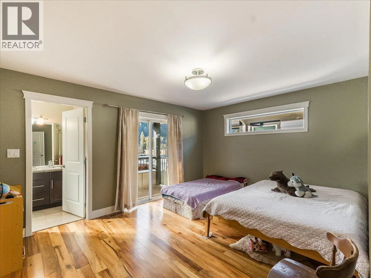 625 11TH Avenue Unit# 6