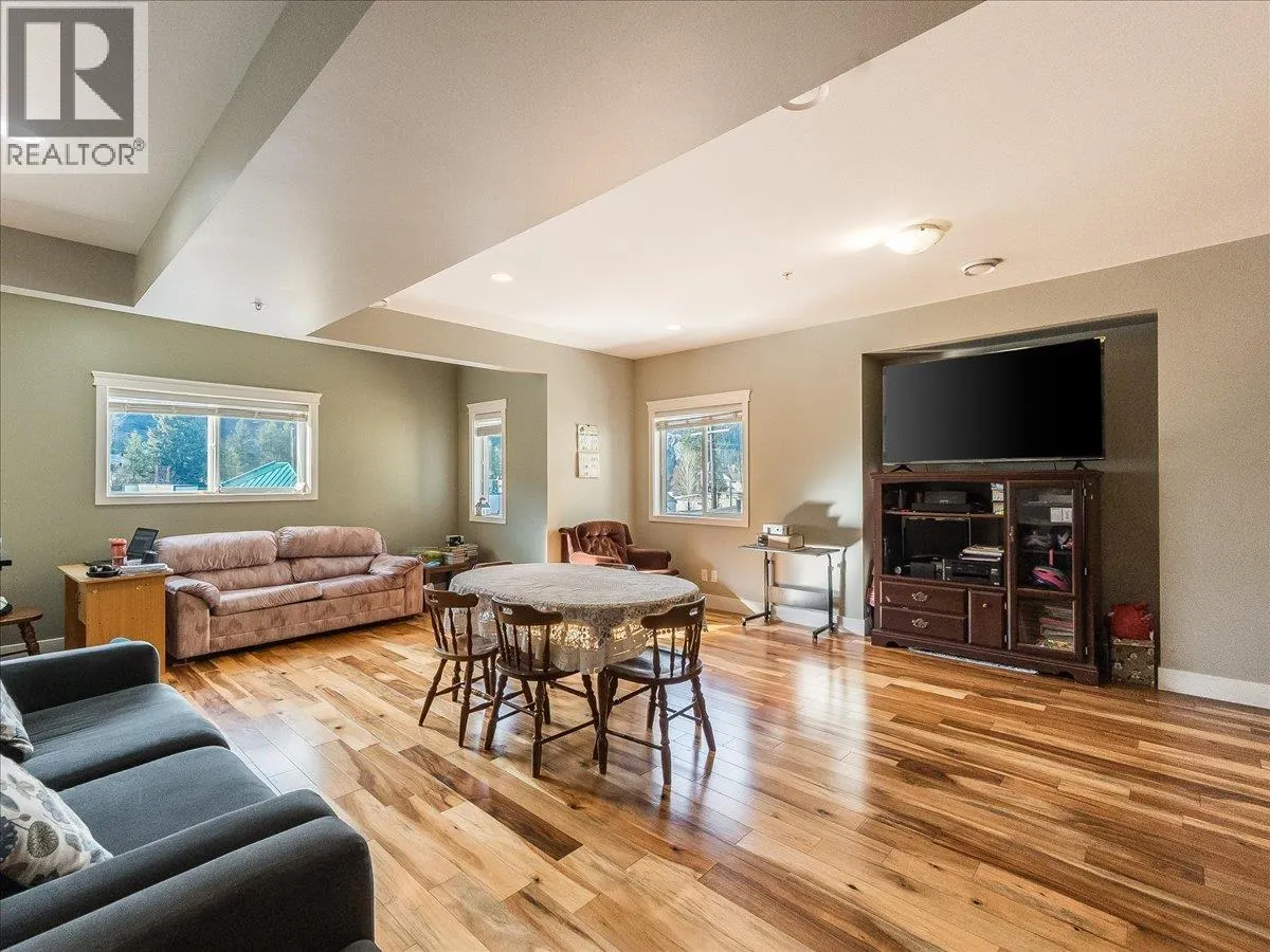 625 11TH Avenue Unit# 6
