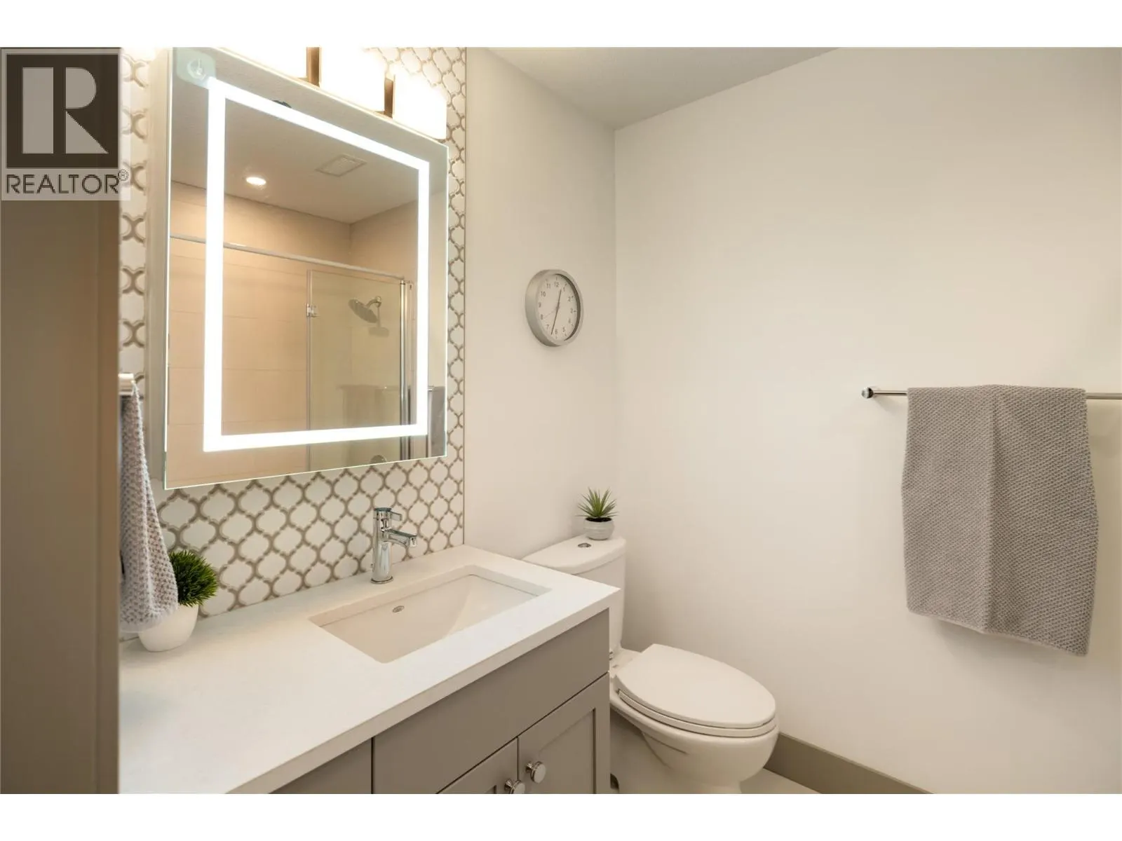4004 Bluebird Road Unit# 305