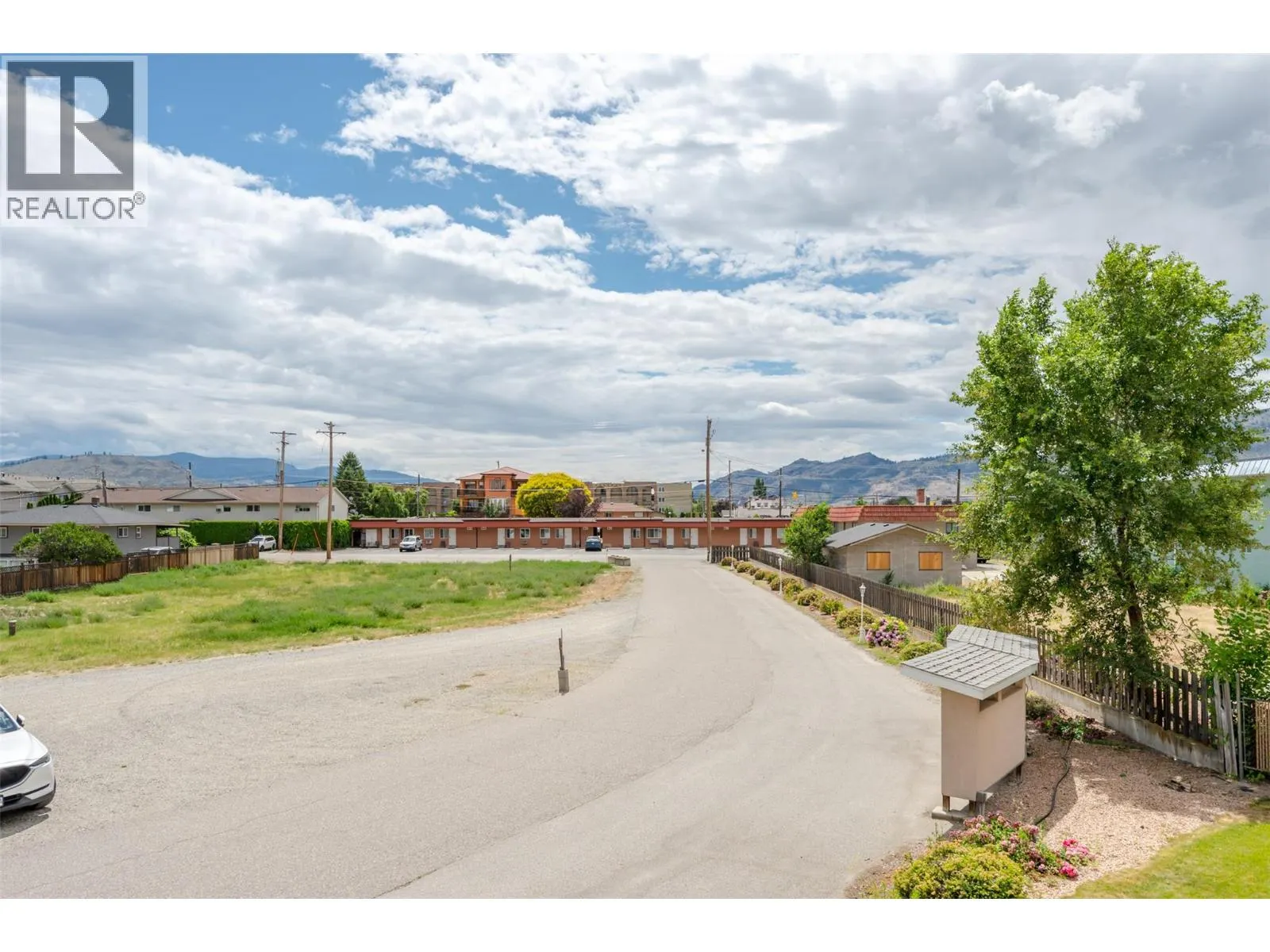 6801 COTTONWOOD Drive Unit# 5
