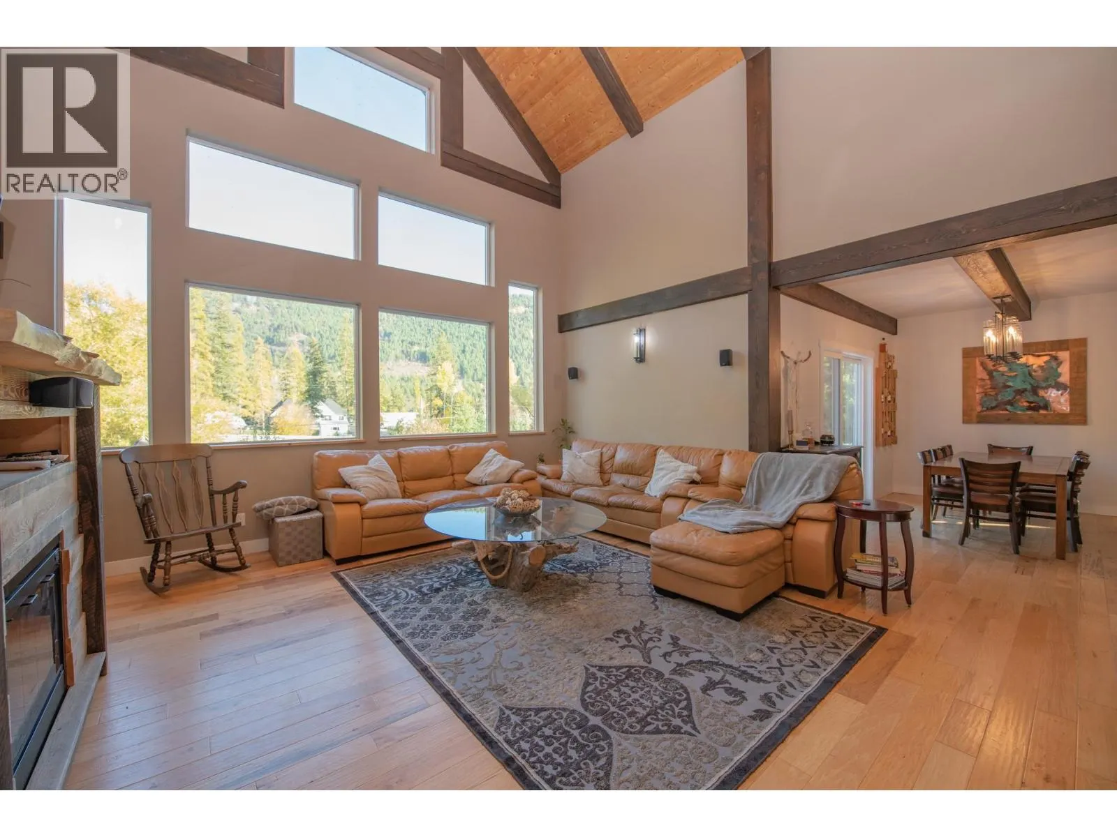 342 Lumby Mabel Lake Road