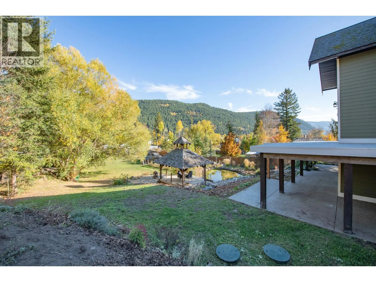 342 Lumby Mabel Lake Road
