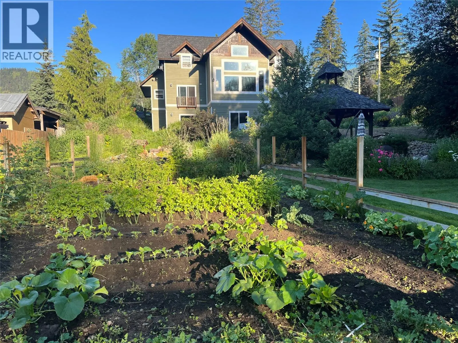 342 Lumby Mabel Lake Road