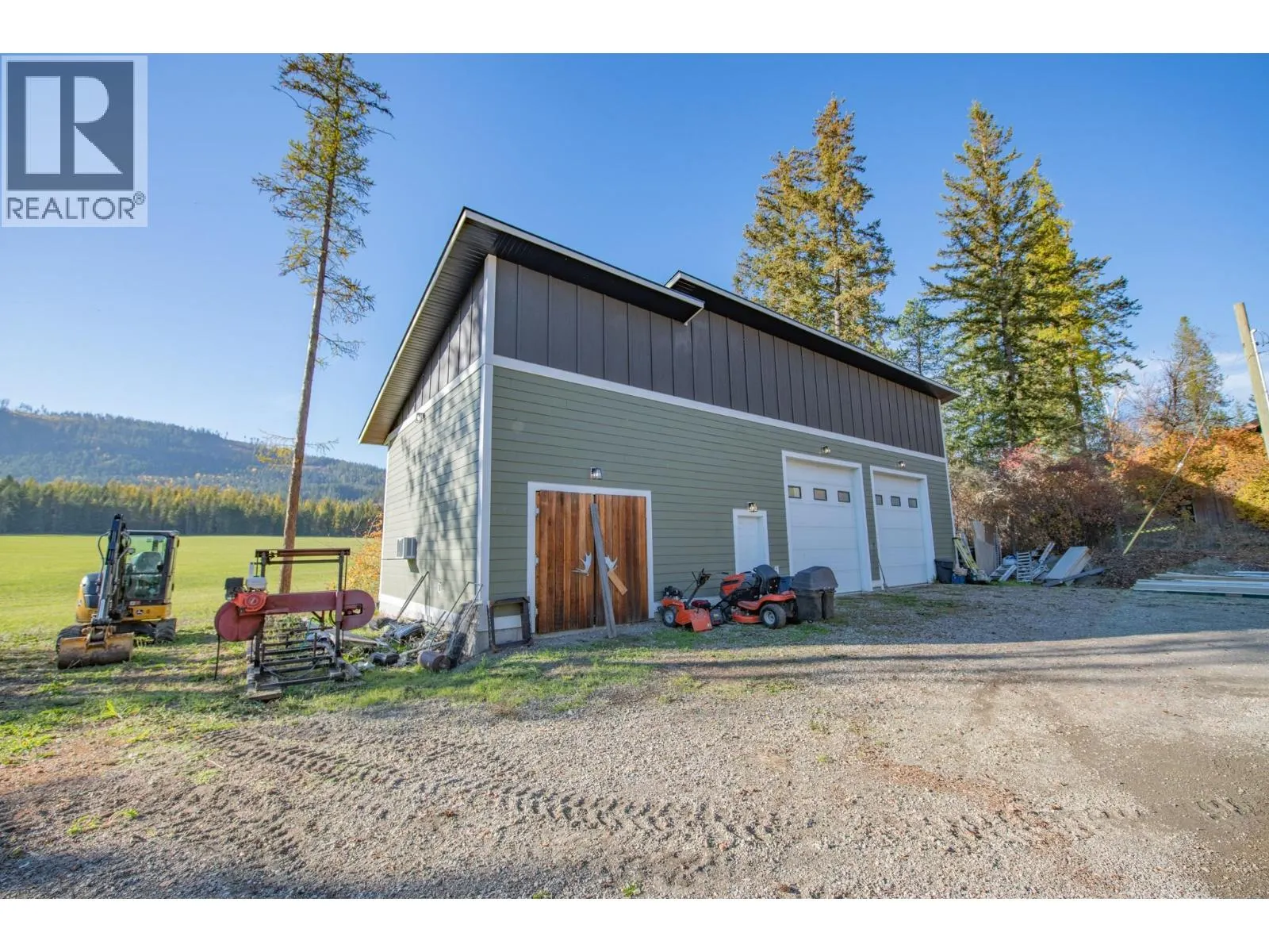 342 Lumby Mabel Lake Road