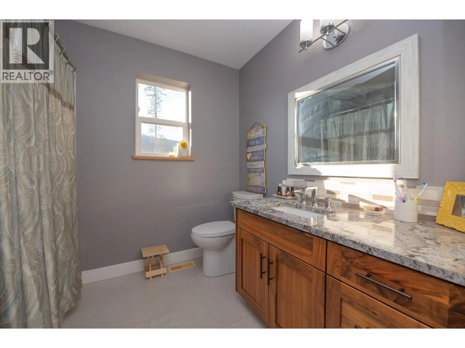 342 Lumby Mabel Lake Road