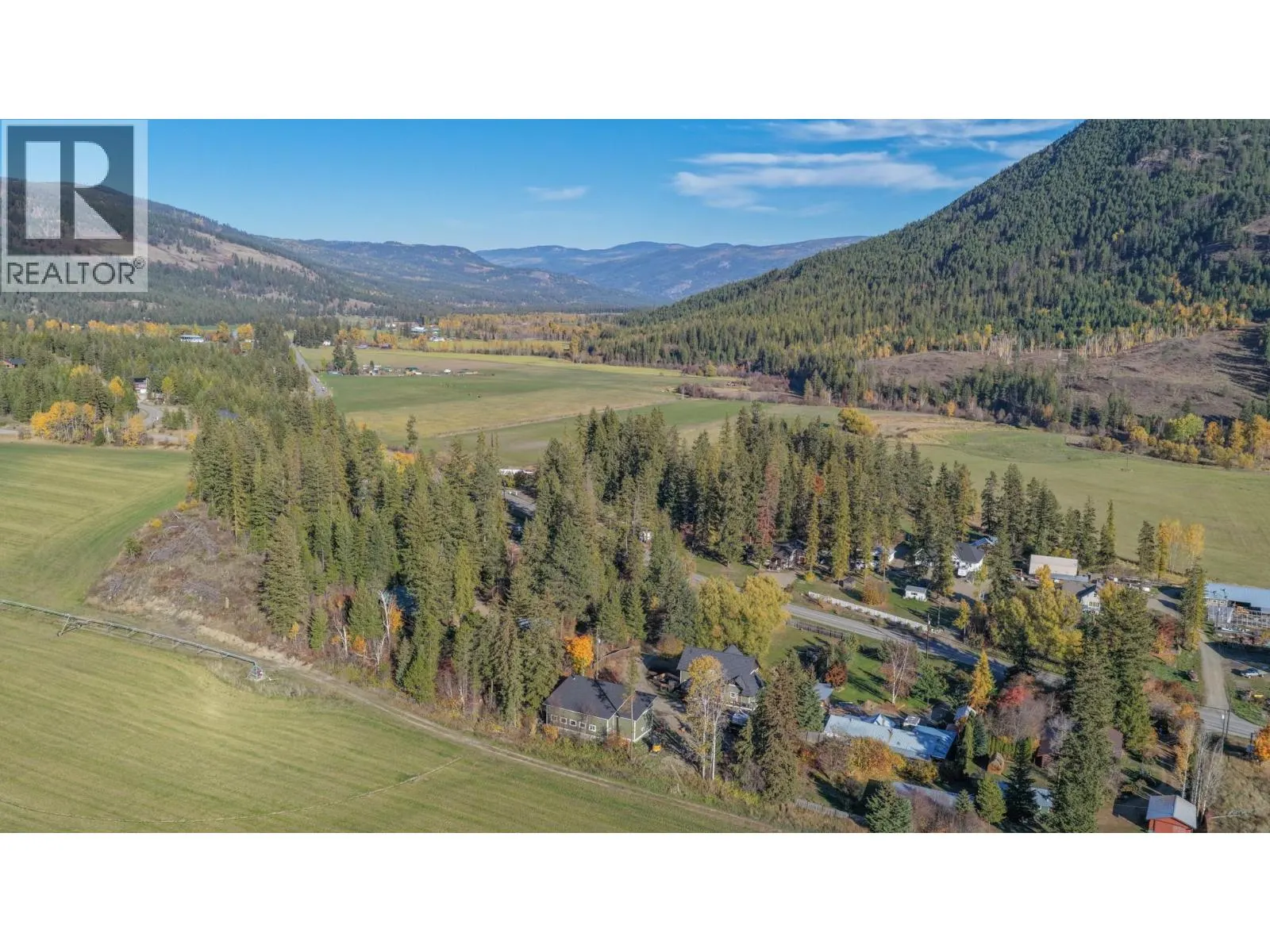 342 Lumby Mabel Lake Road