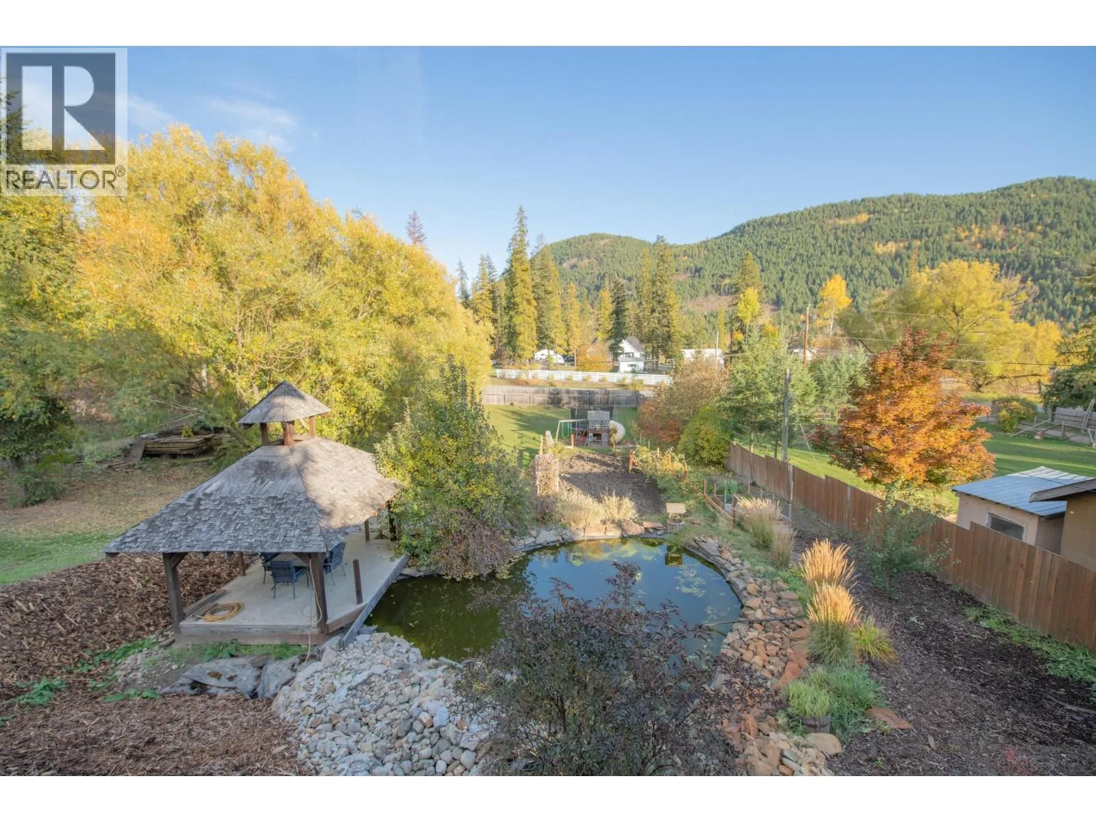 342 Lumby Mabel Lake Road