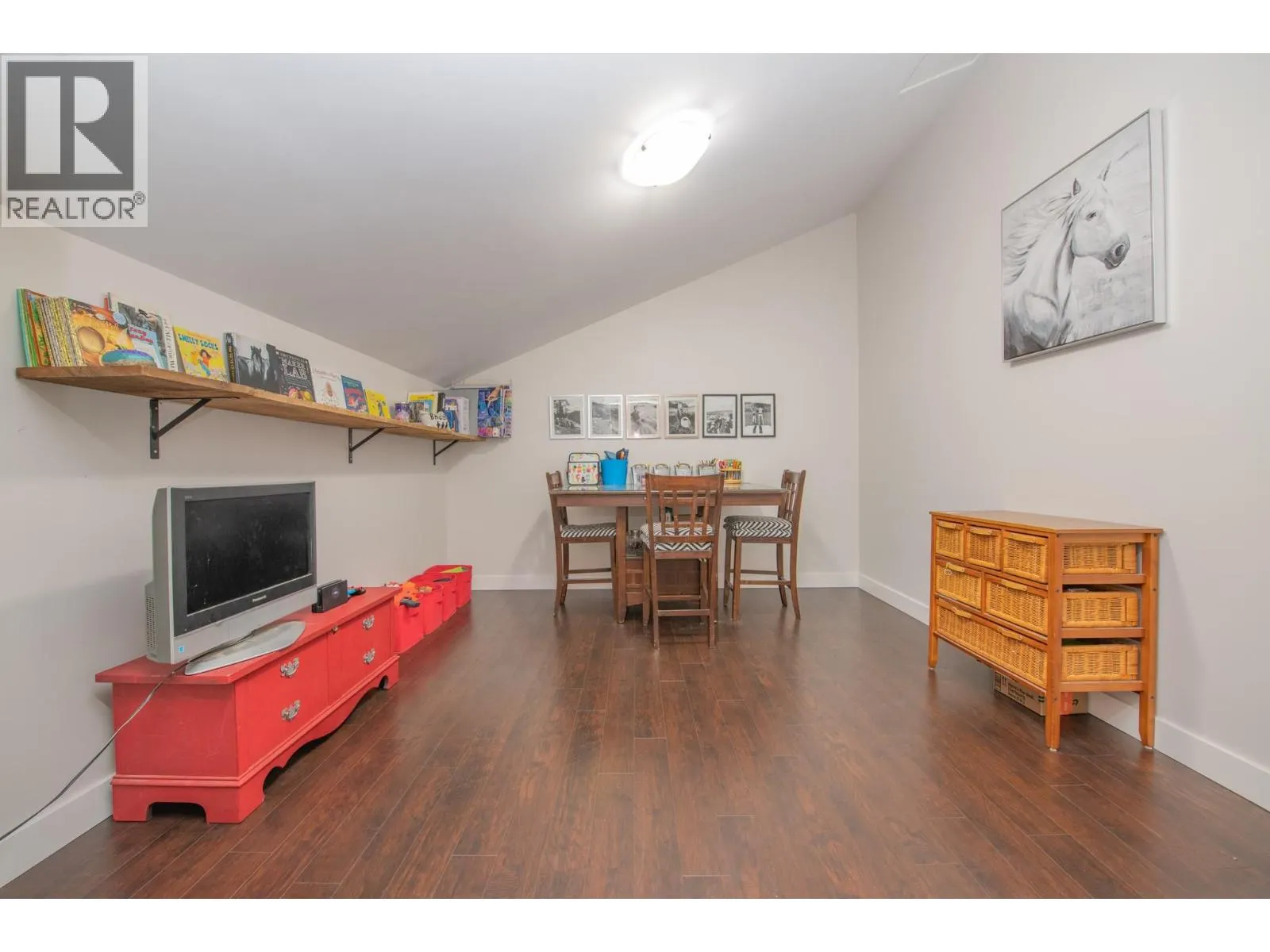 342 Lumby Mabel Lake Road