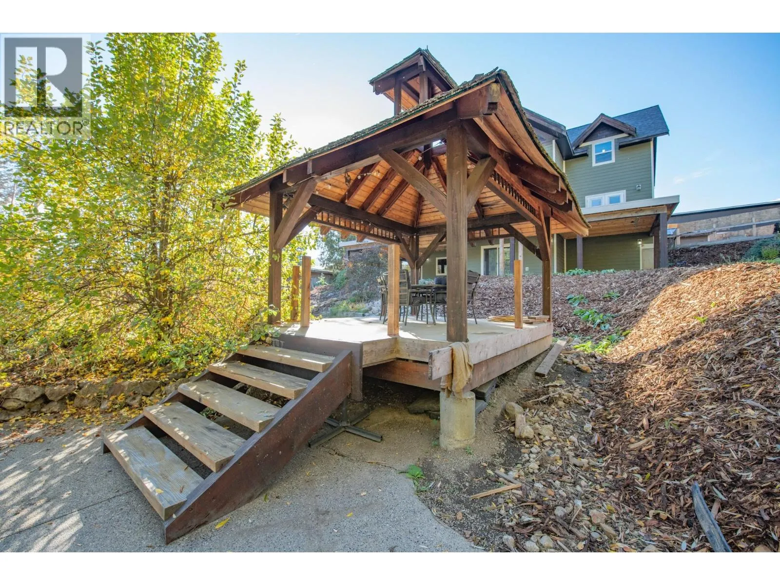 342 Lumby Mabel Lake Road