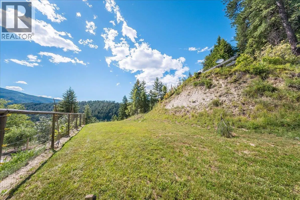 1385 Pass Creek Road