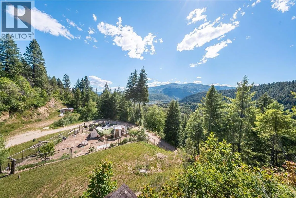 1385 Pass Creek Road