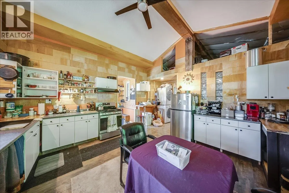 1385 Pass Creek Road