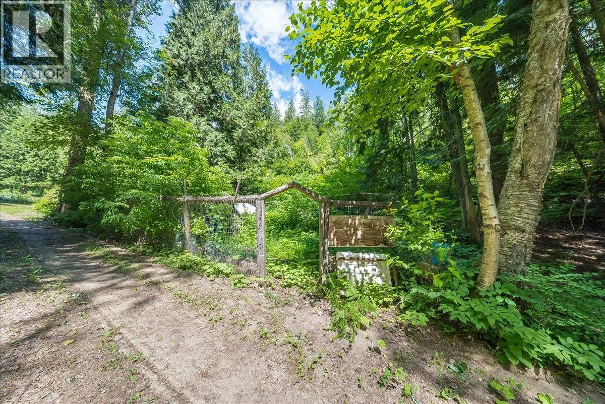 1385 Pass Creek Road