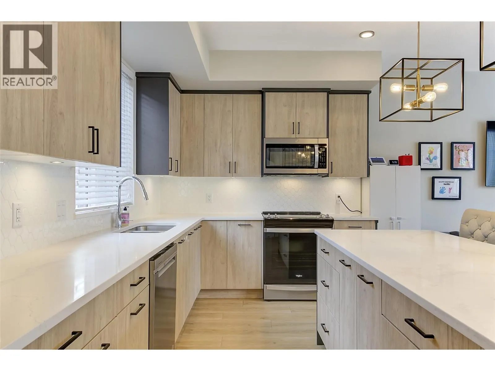 4025 Gellatly Road S Unit# 111
