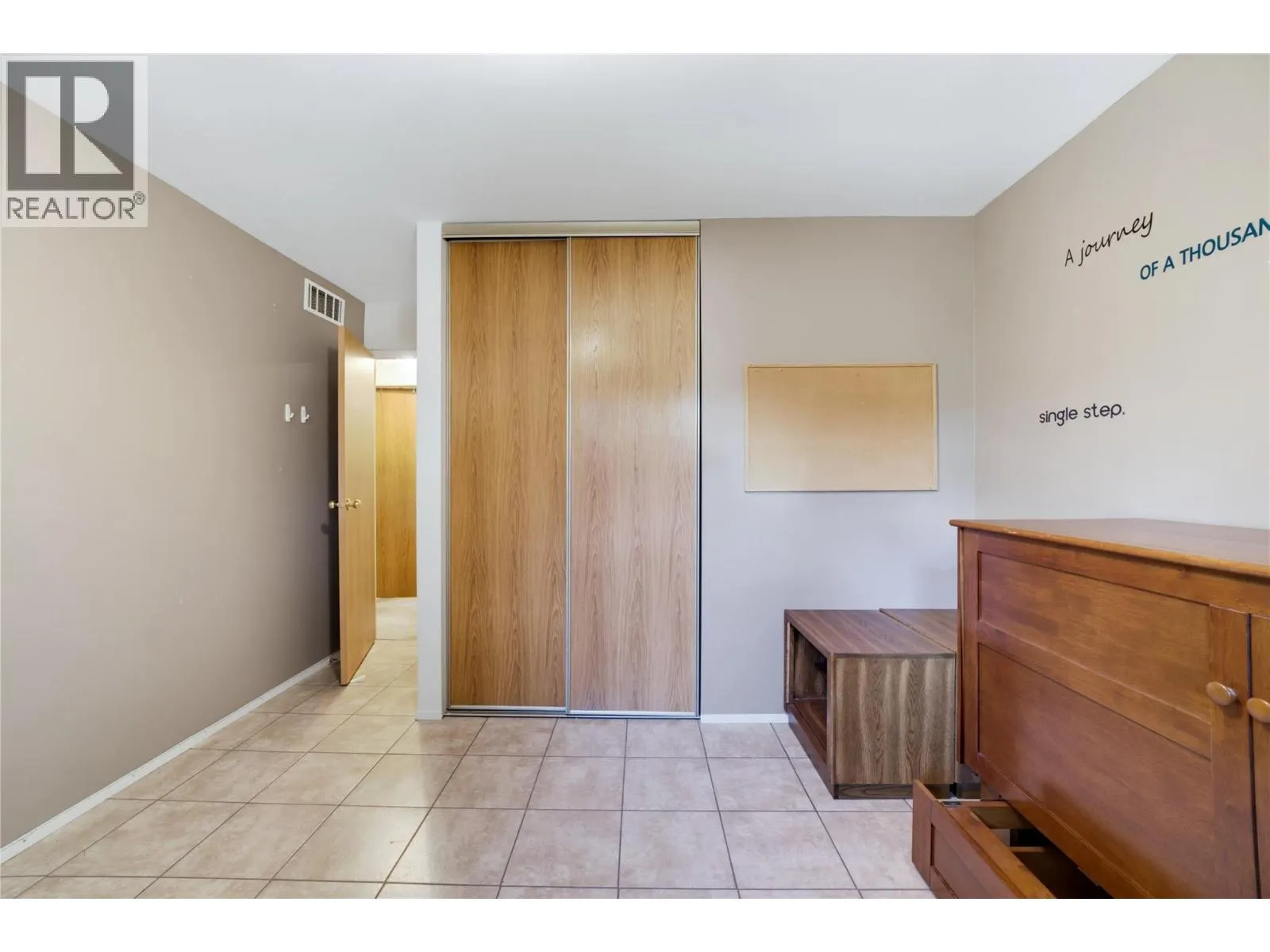 2806 35 Street Unit# 207