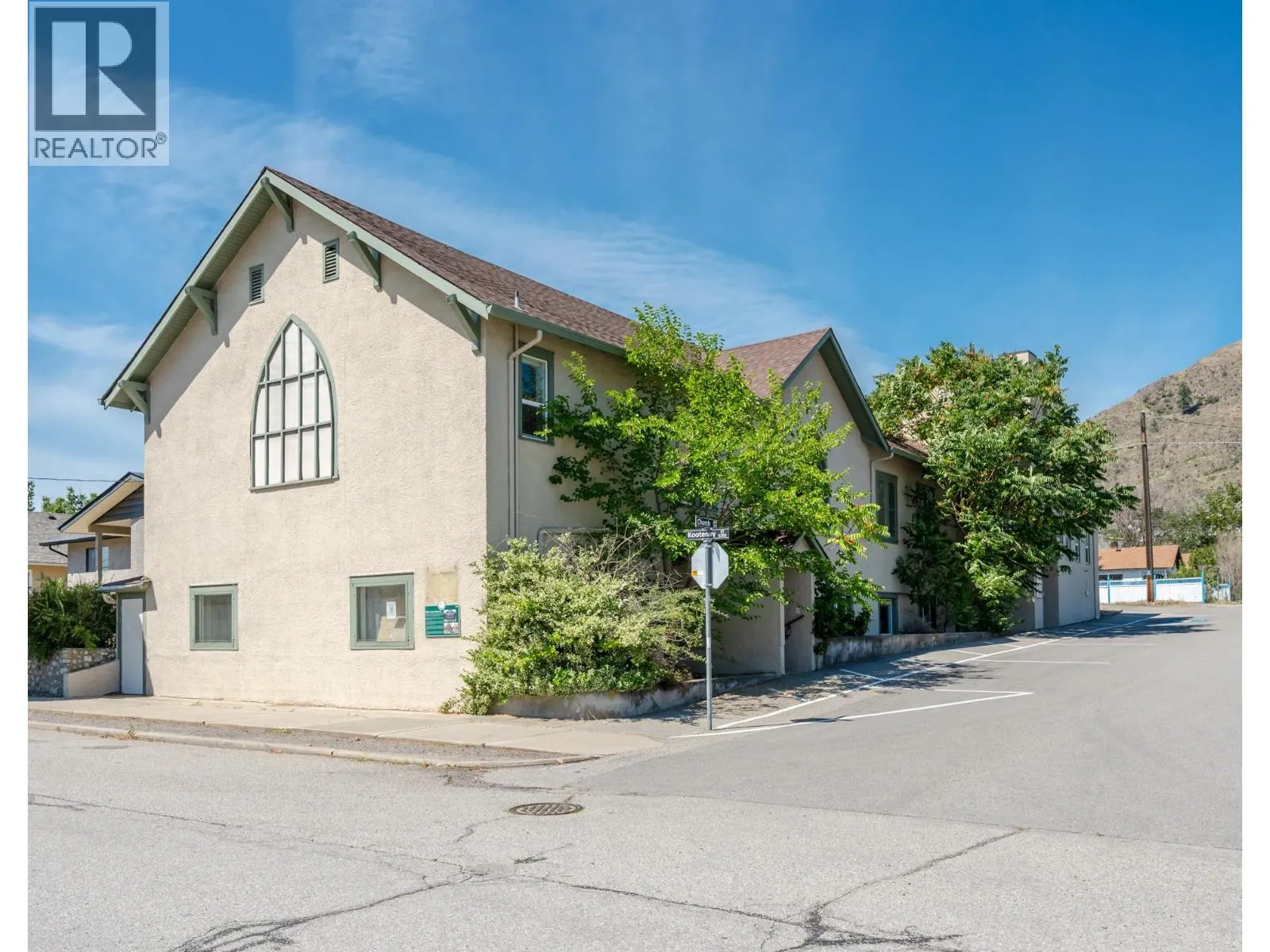 511 & 545 Church Avenue