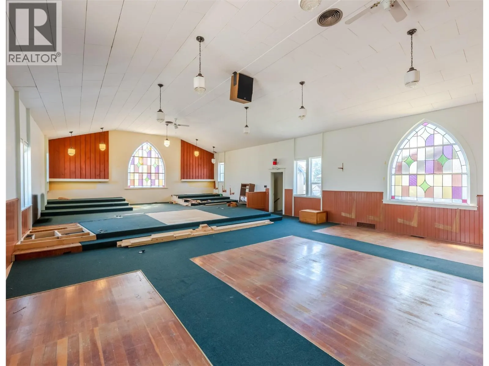 511 & 545 Church Avenue
