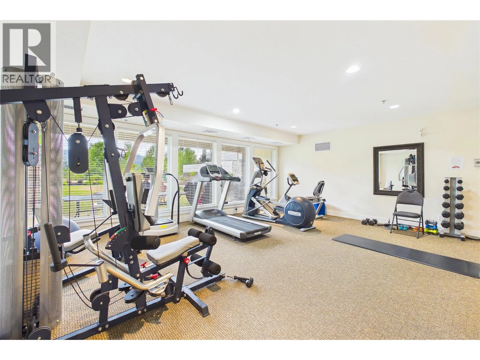 2532 Shoreline Drive Unit# 317