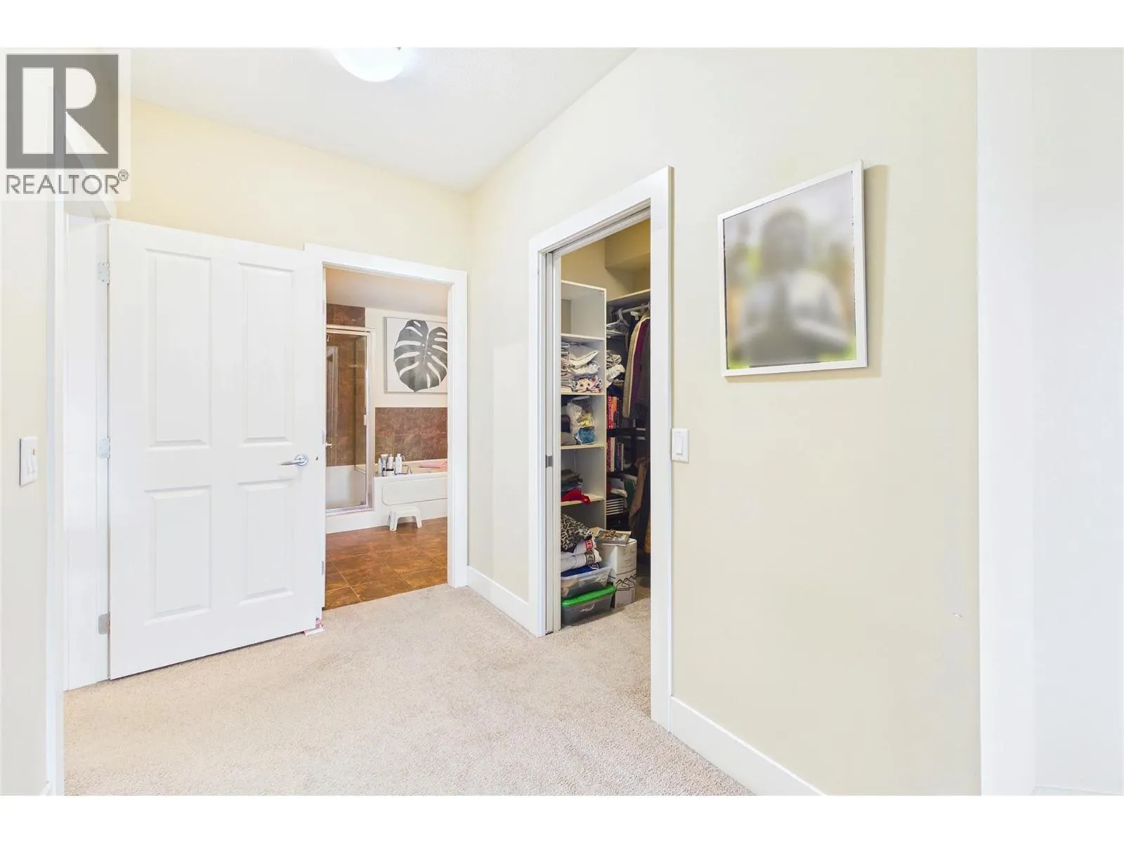 2532 Shoreline Drive Unit# 317