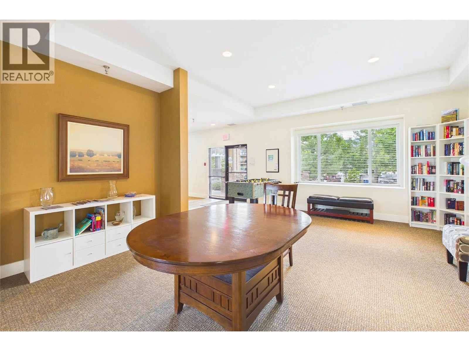 2532 Shoreline Drive Unit# 317