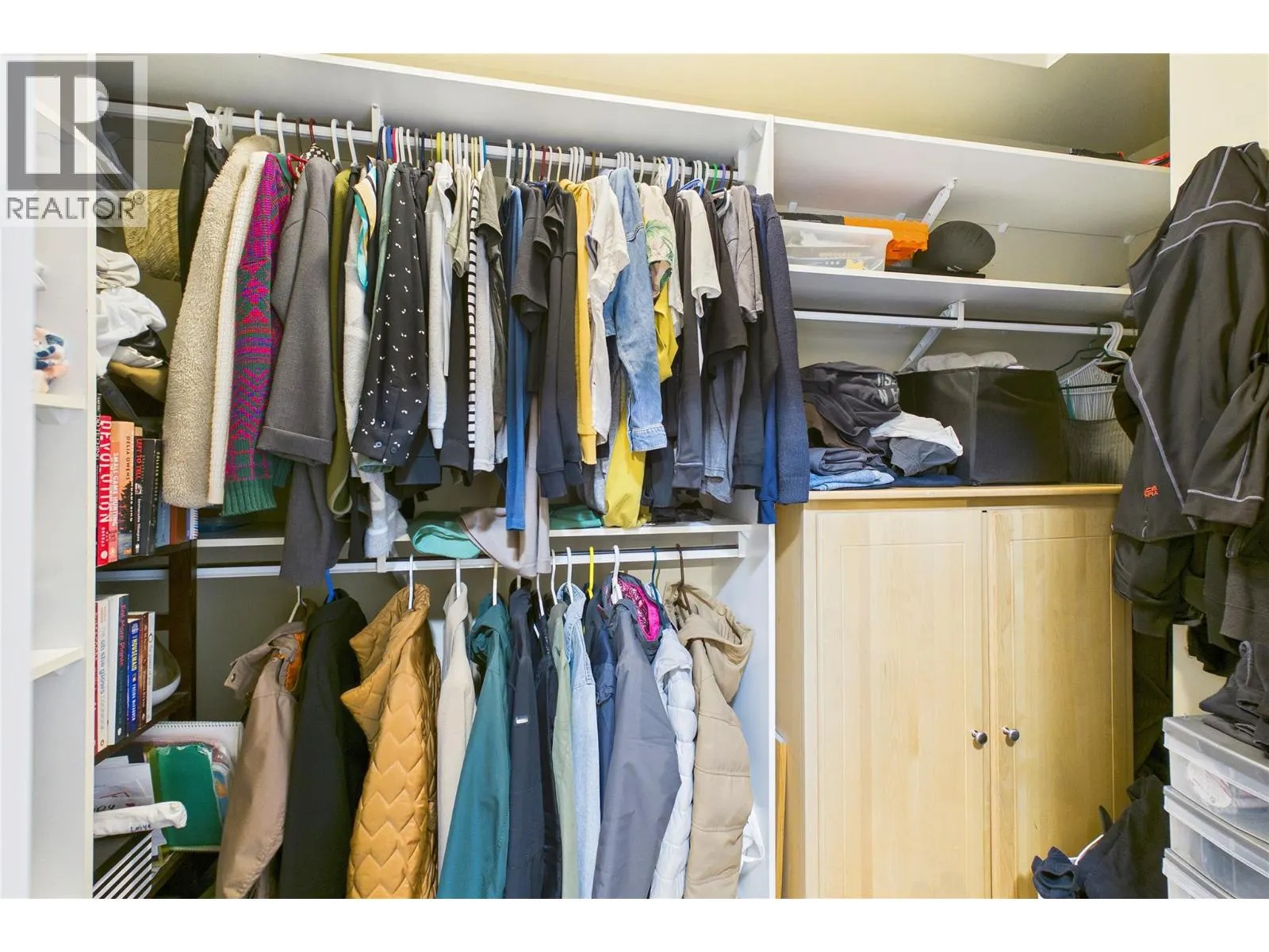 2532 Shoreline Drive Unit# 317