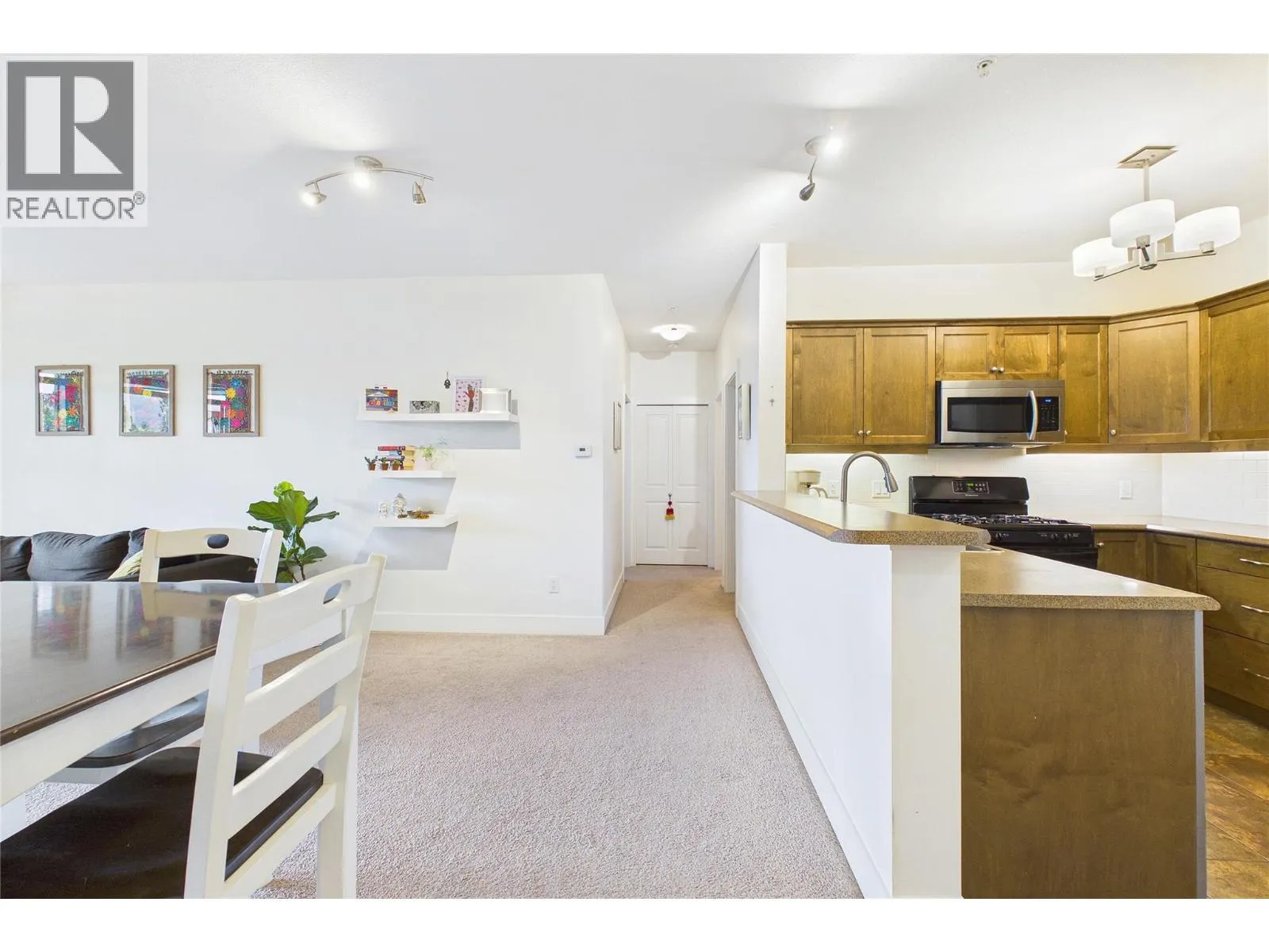 2532 Shoreline Drive Unit# 317