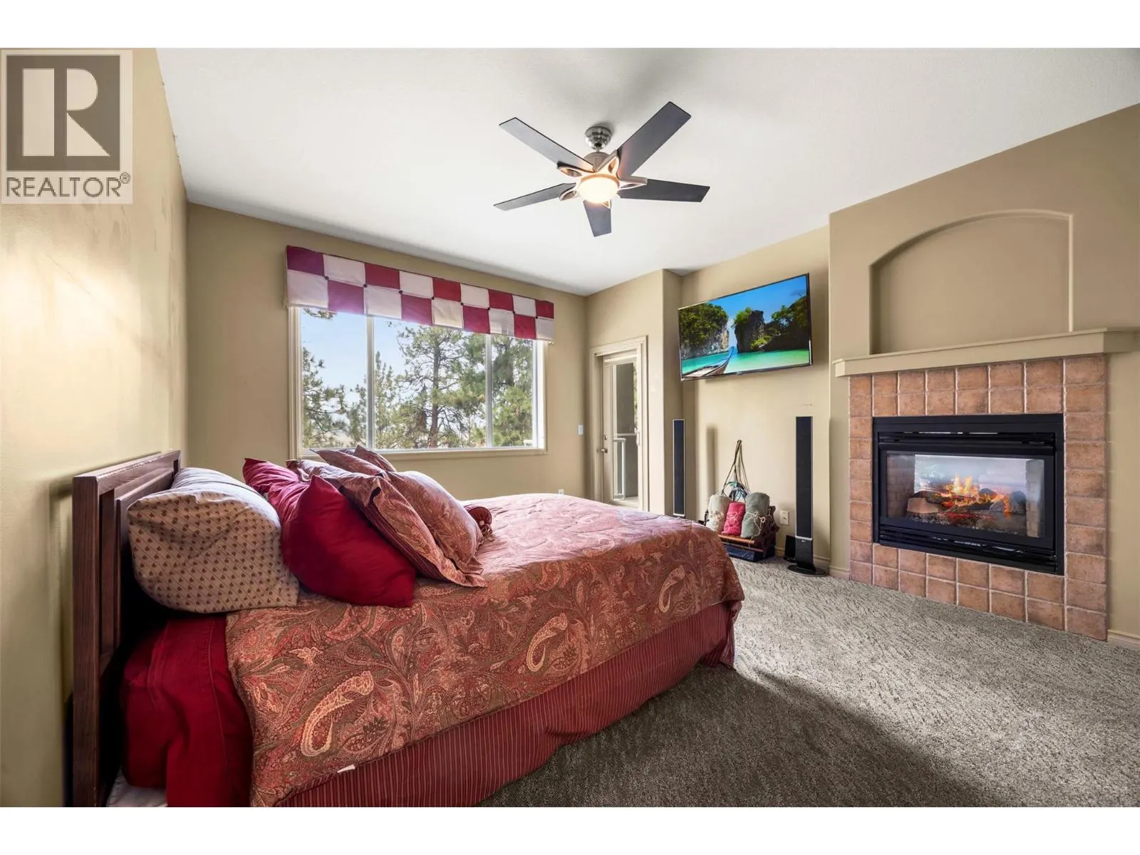 4520 GALLAGHERS Lookout Unit# 2