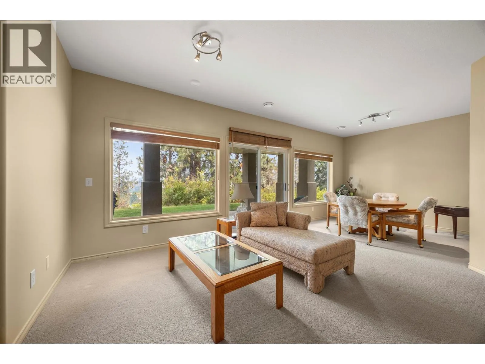 4520 GALLAGHERS Lookout Unit# 2
