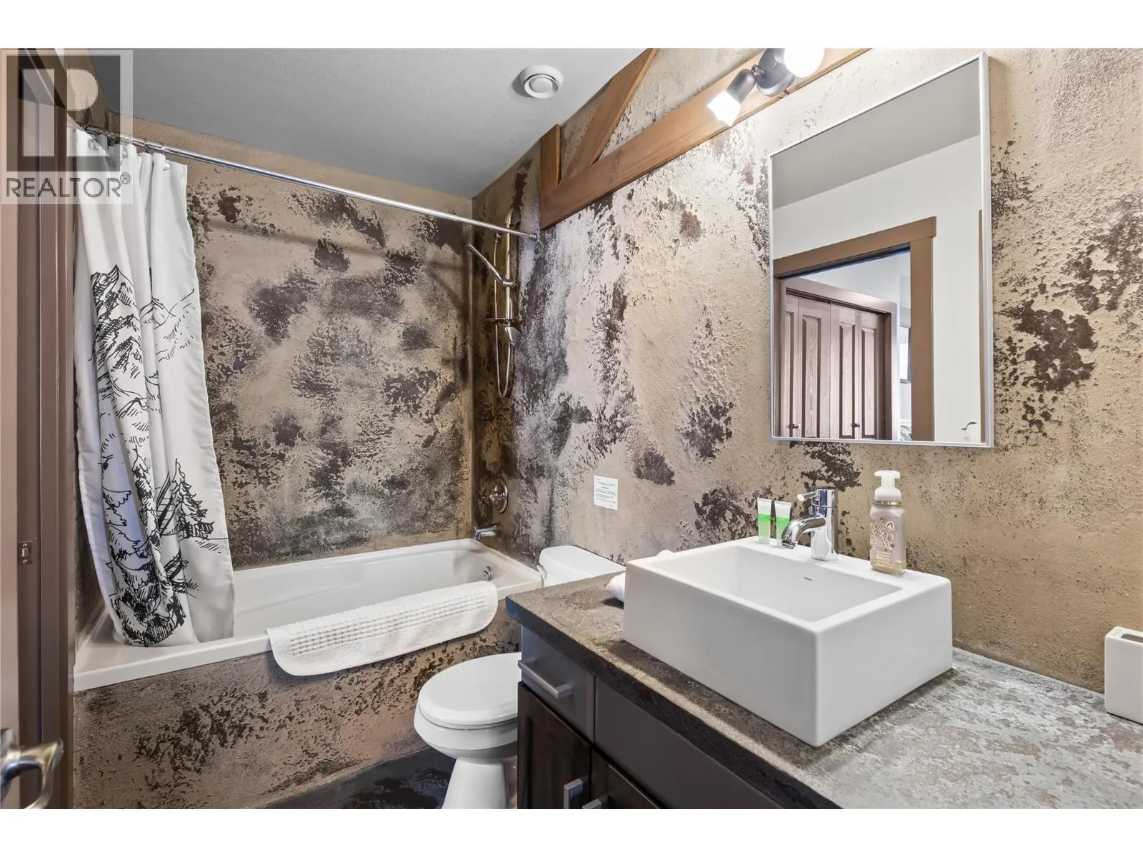 5085 Snowbird Way Unit# 101
