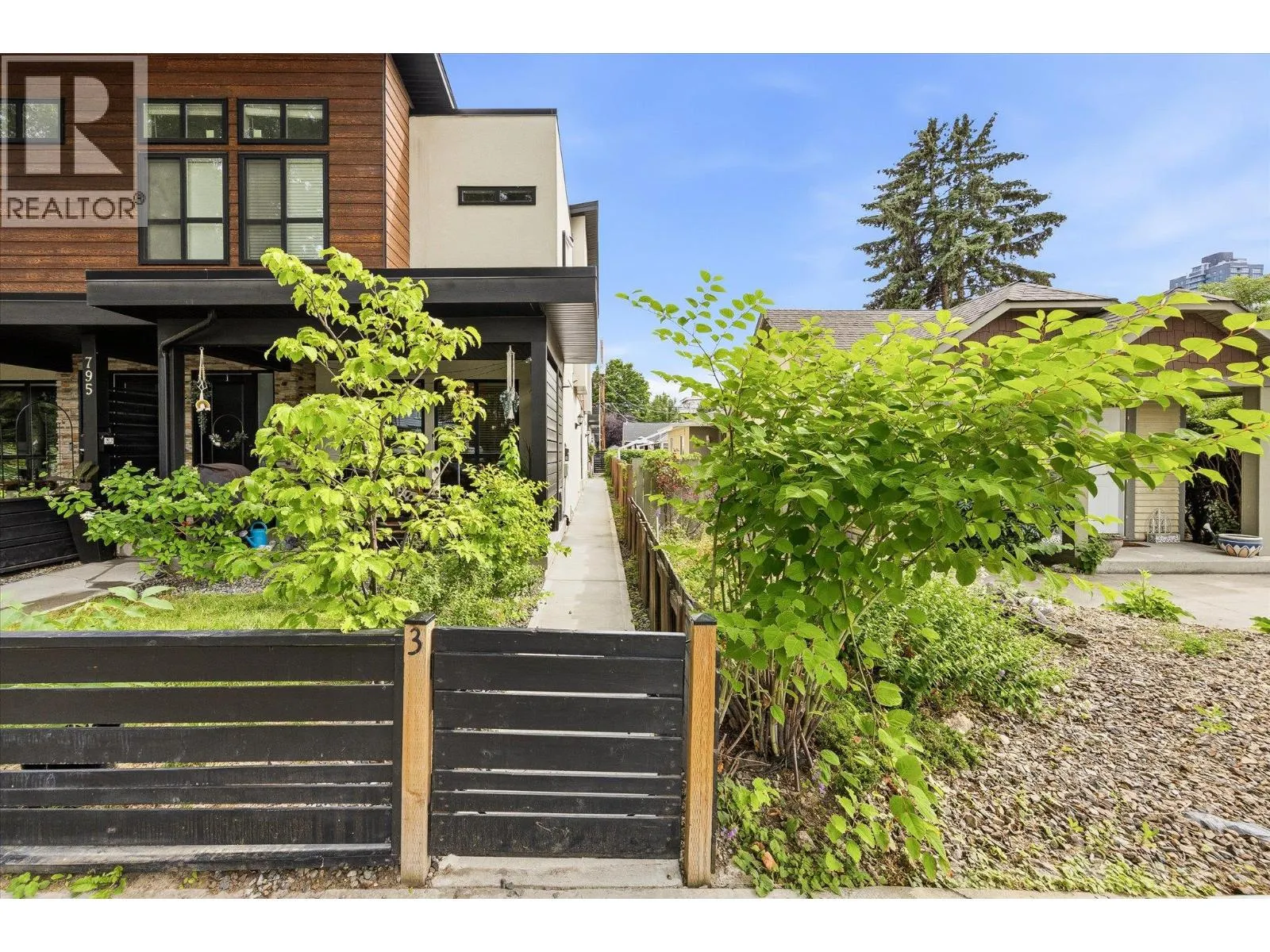 795 Stockwell Avenue Unit# 3