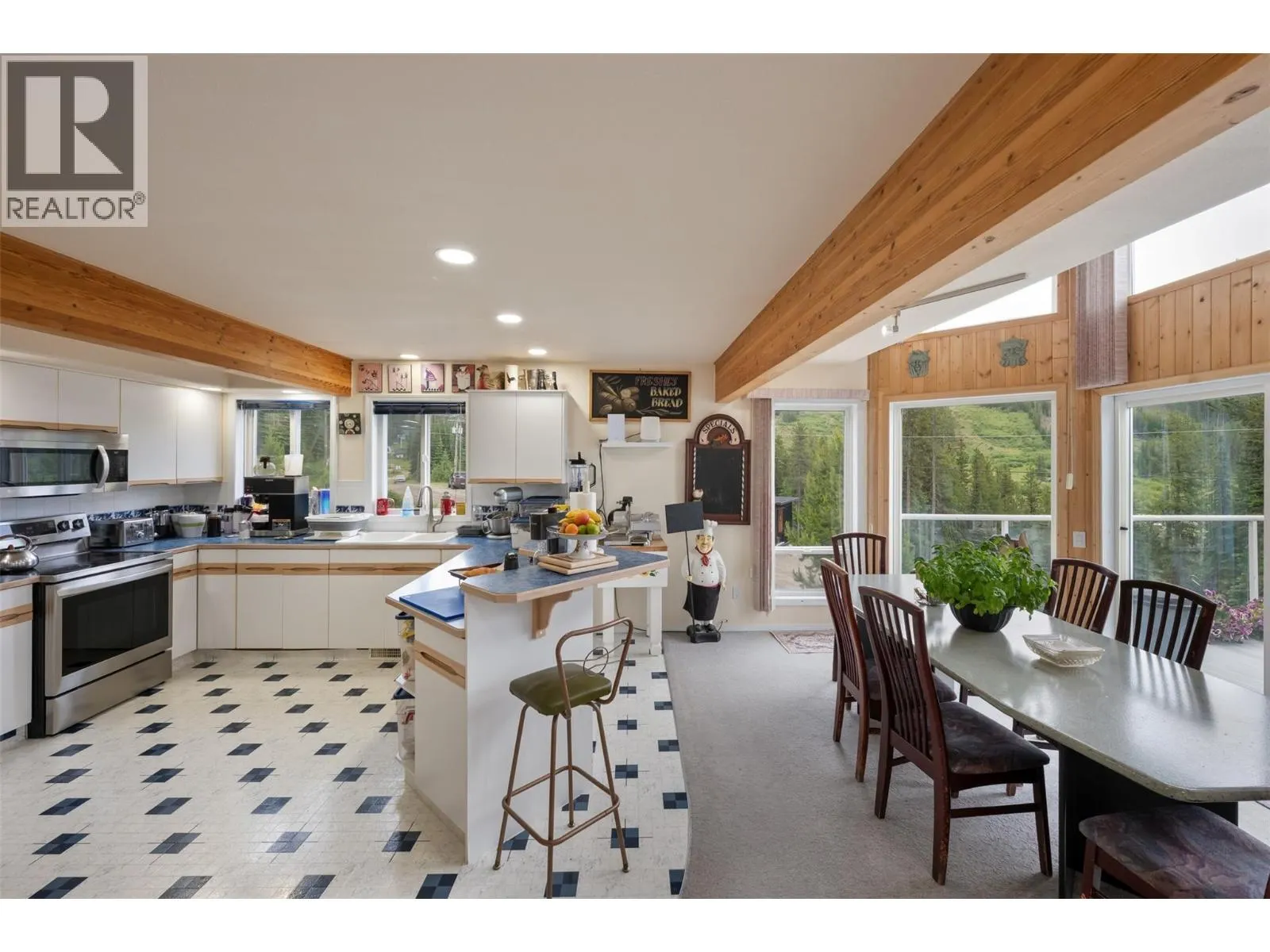 200 COUGAR Road