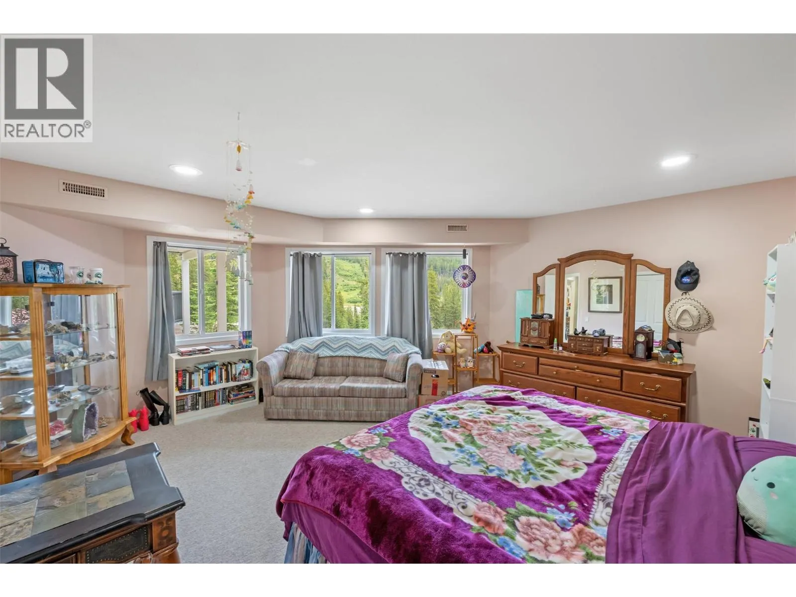 200 COUGAR Road