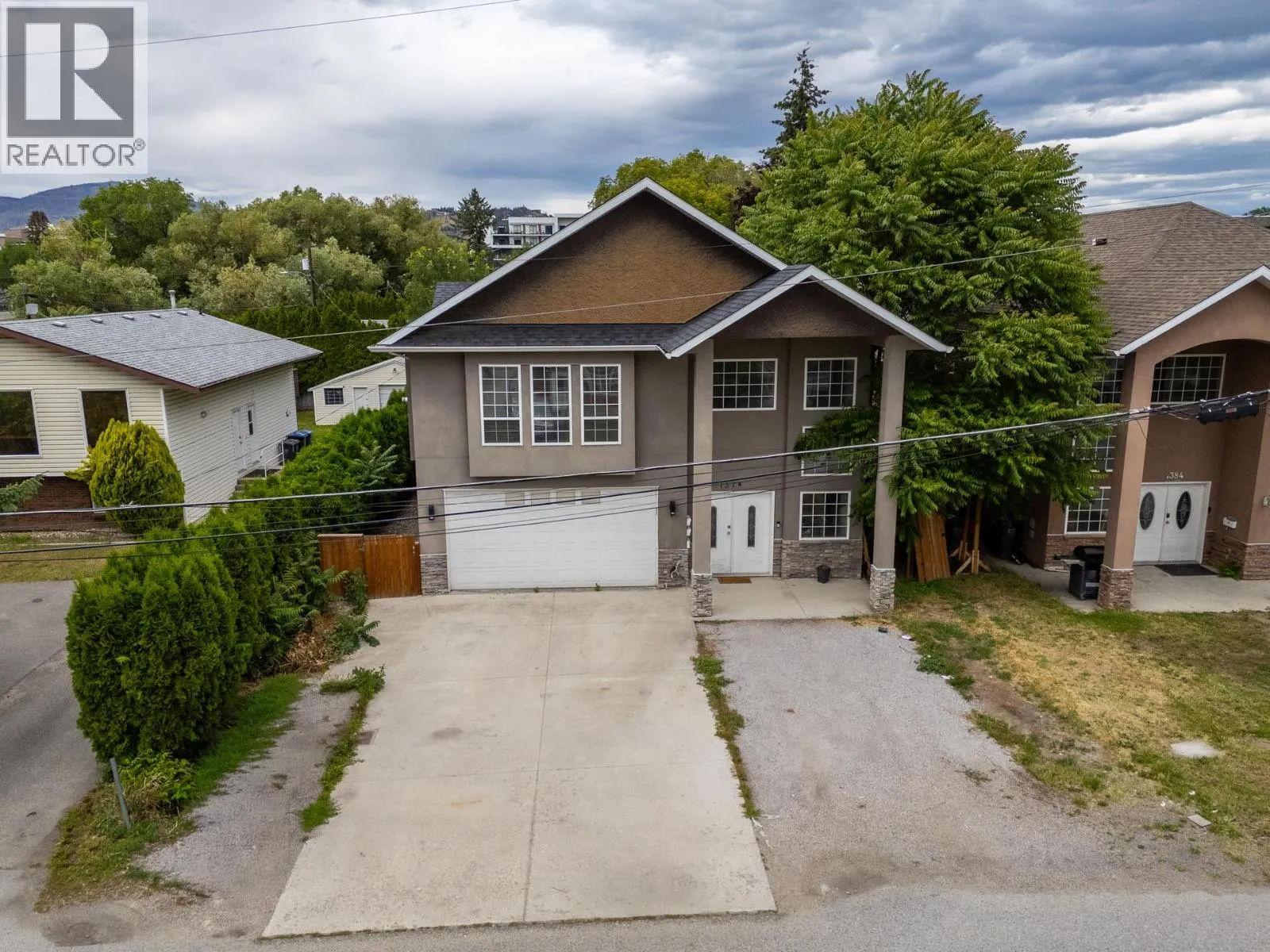 1374 McInnes Avenue