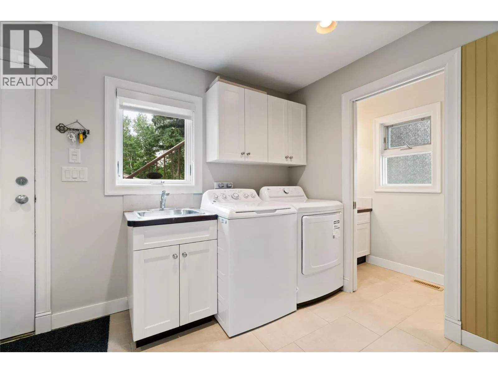 777 Coubeaux Place
