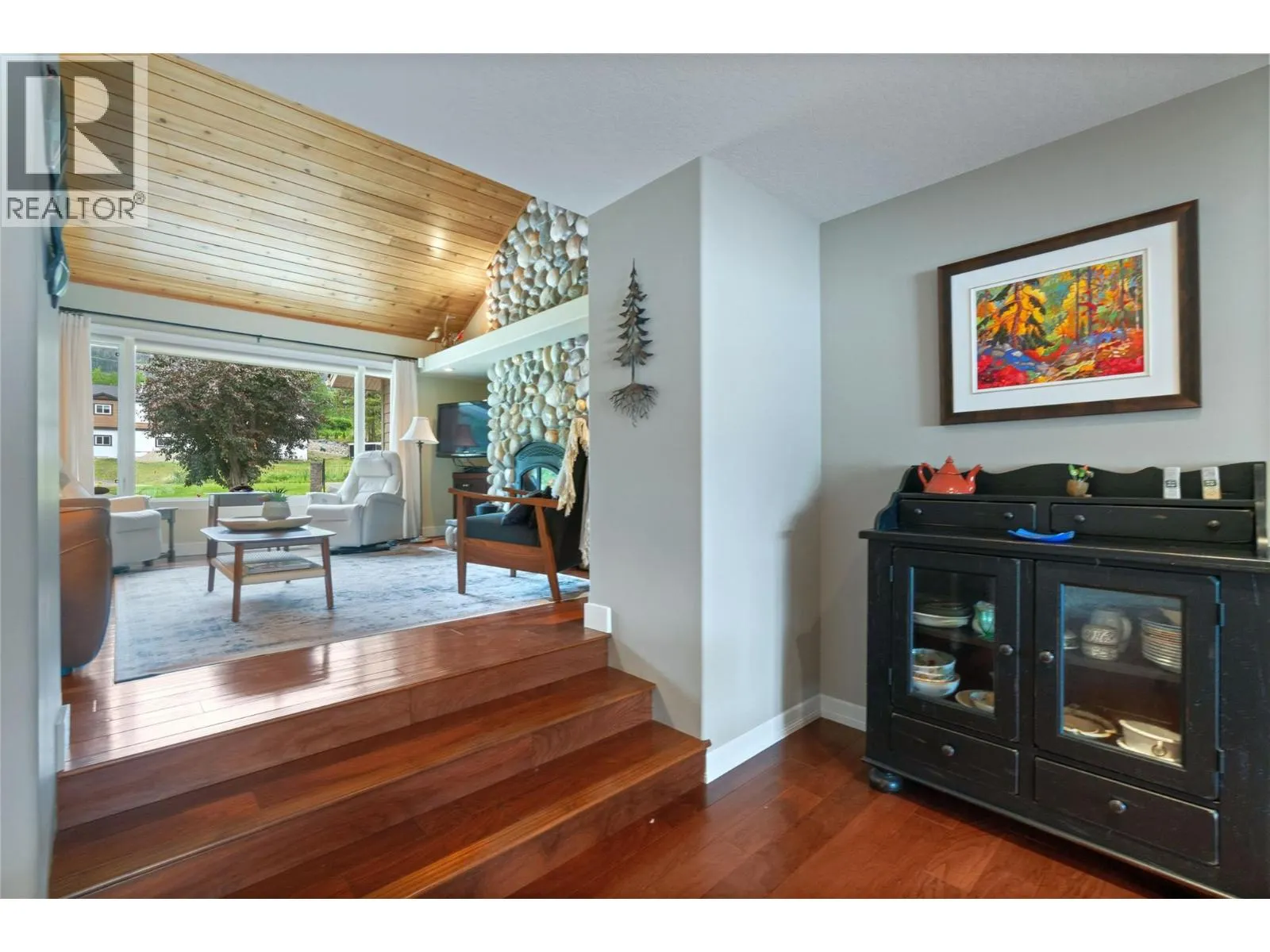 777 Coubeaux Place