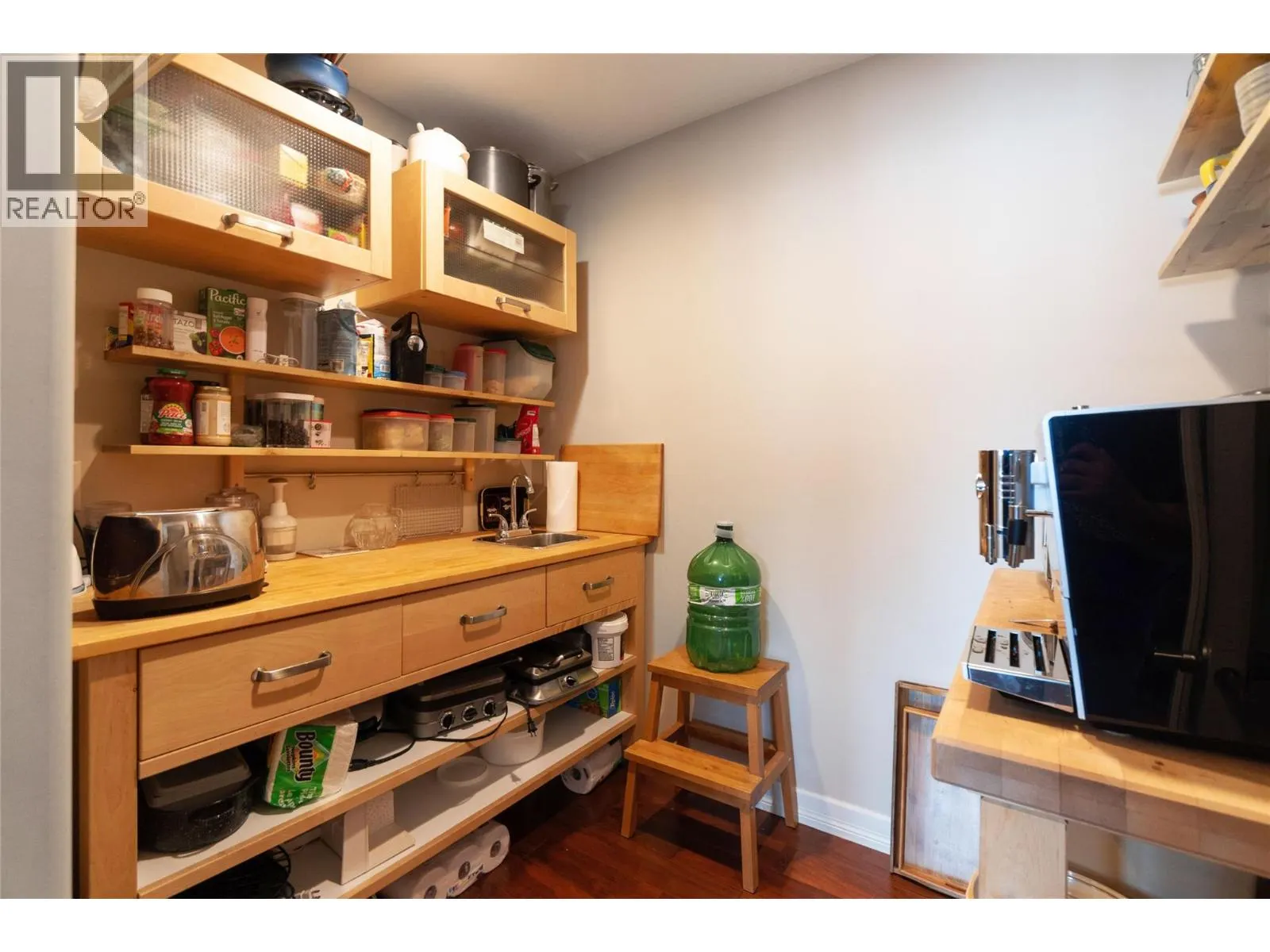 777 Coubeaux Place