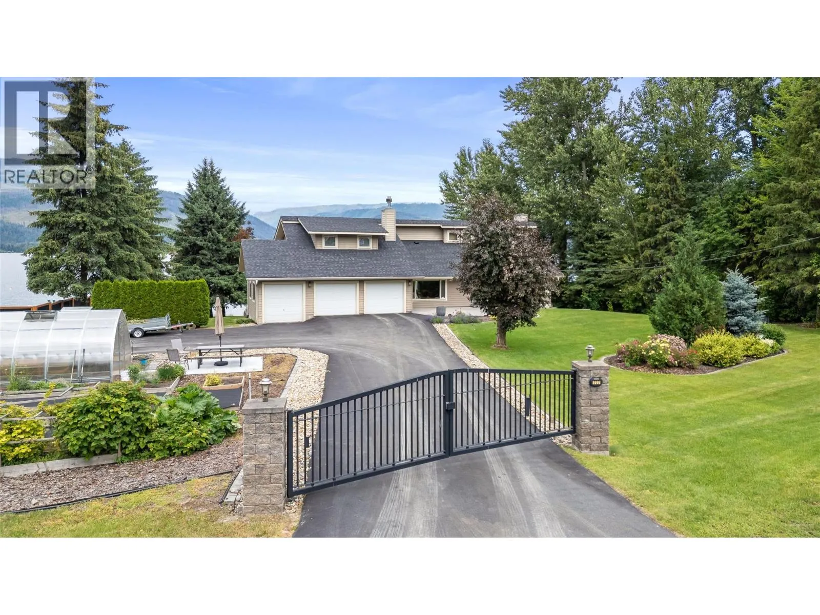 777 Coubeaux Place