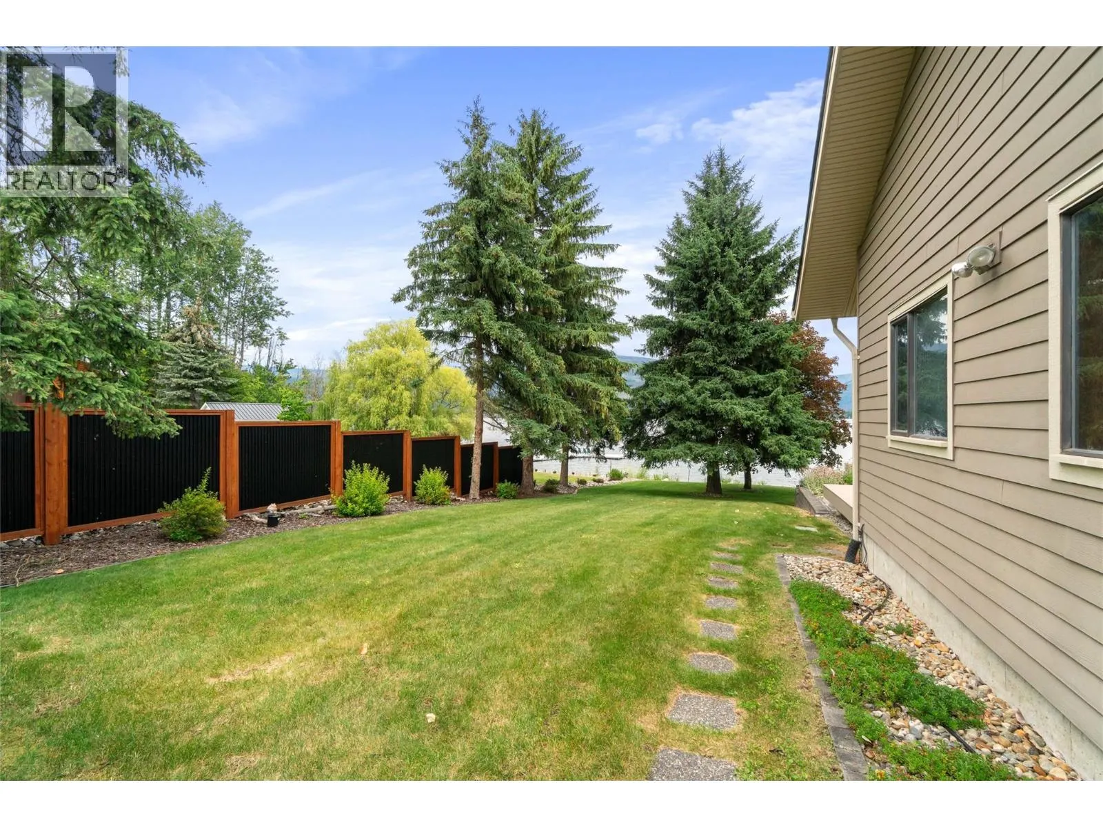 777 Coubeaux Place
