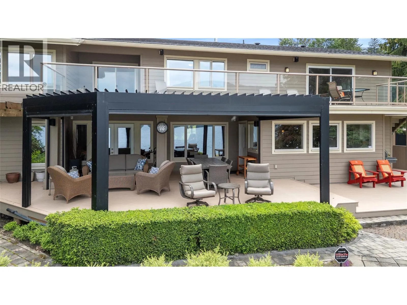 777 Coubeaux Place