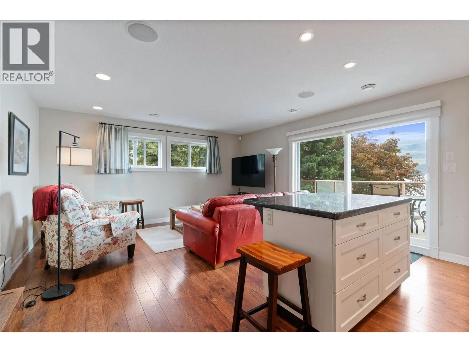 777 Coubeaux Place