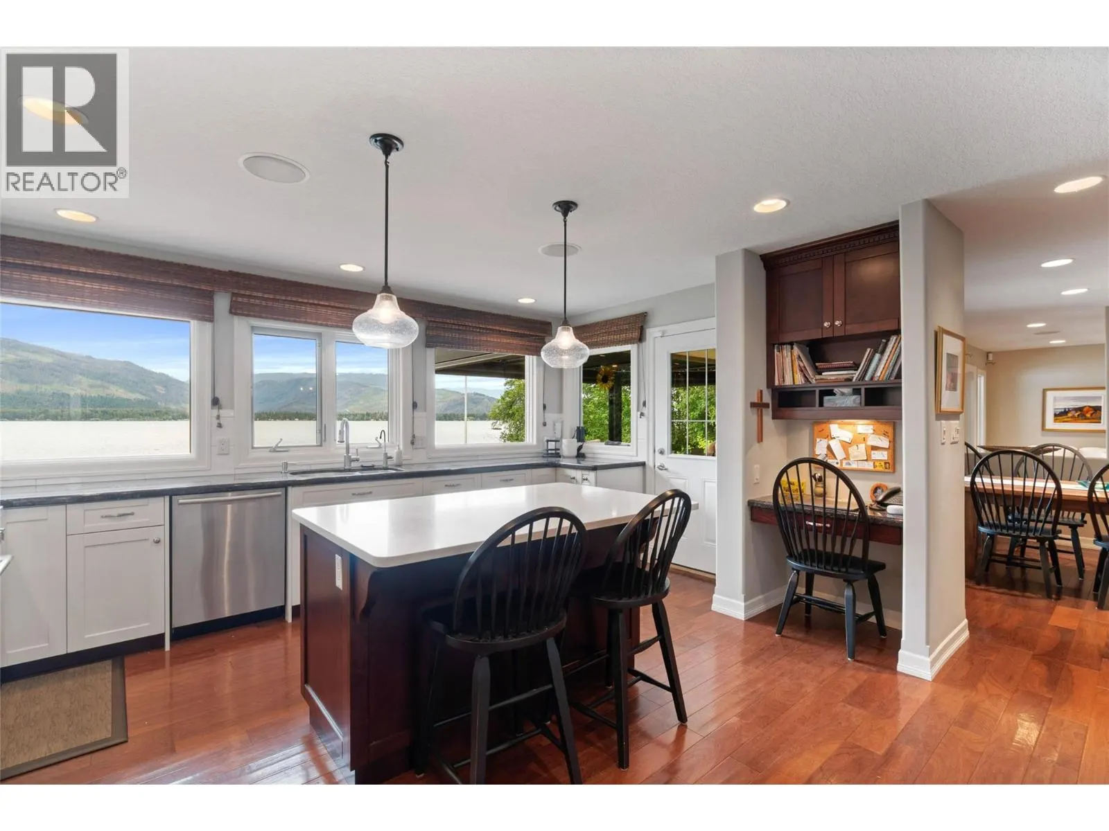 777 Coubeaux Place