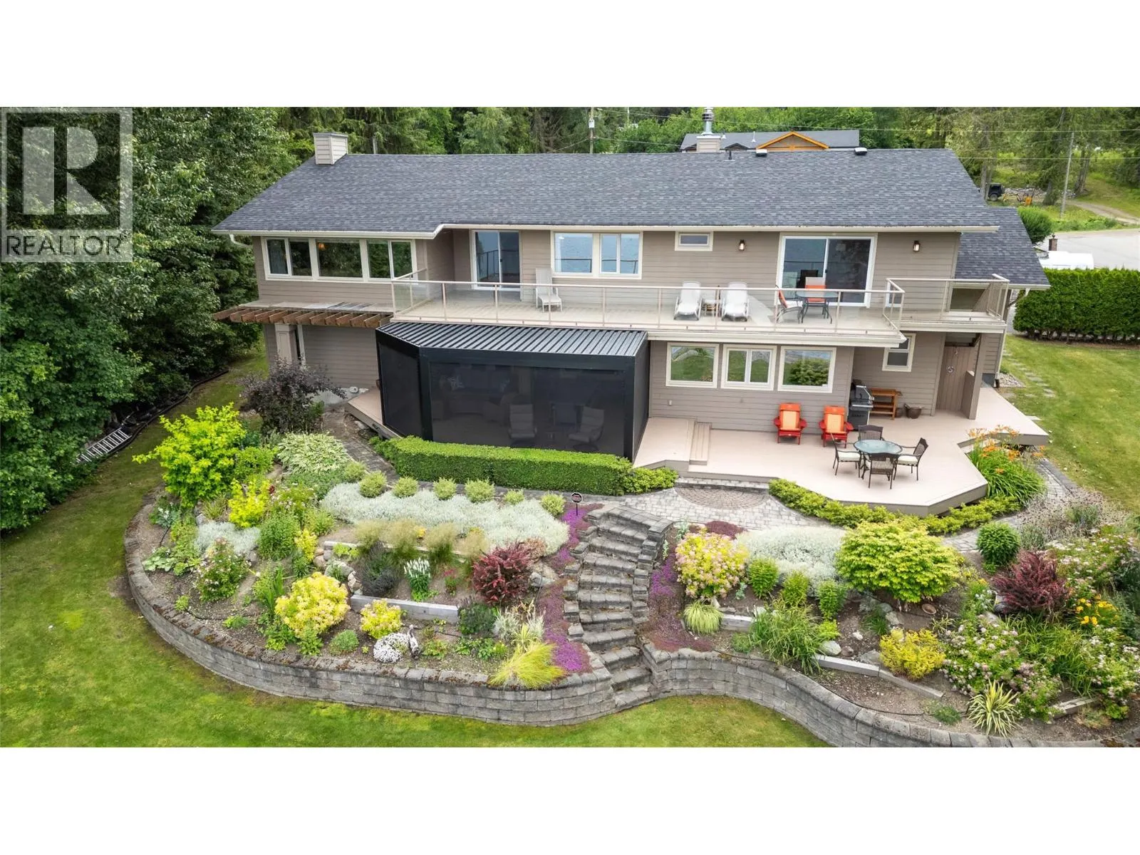 777 Coubeaux Place