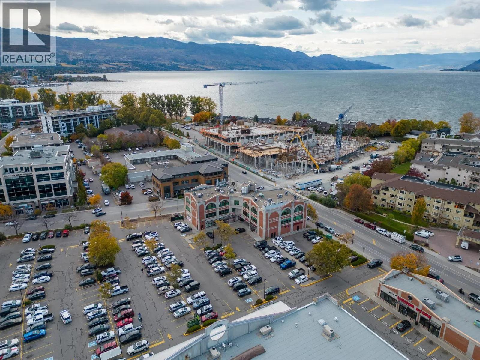 3275 Lakeshore Road Unit# 202