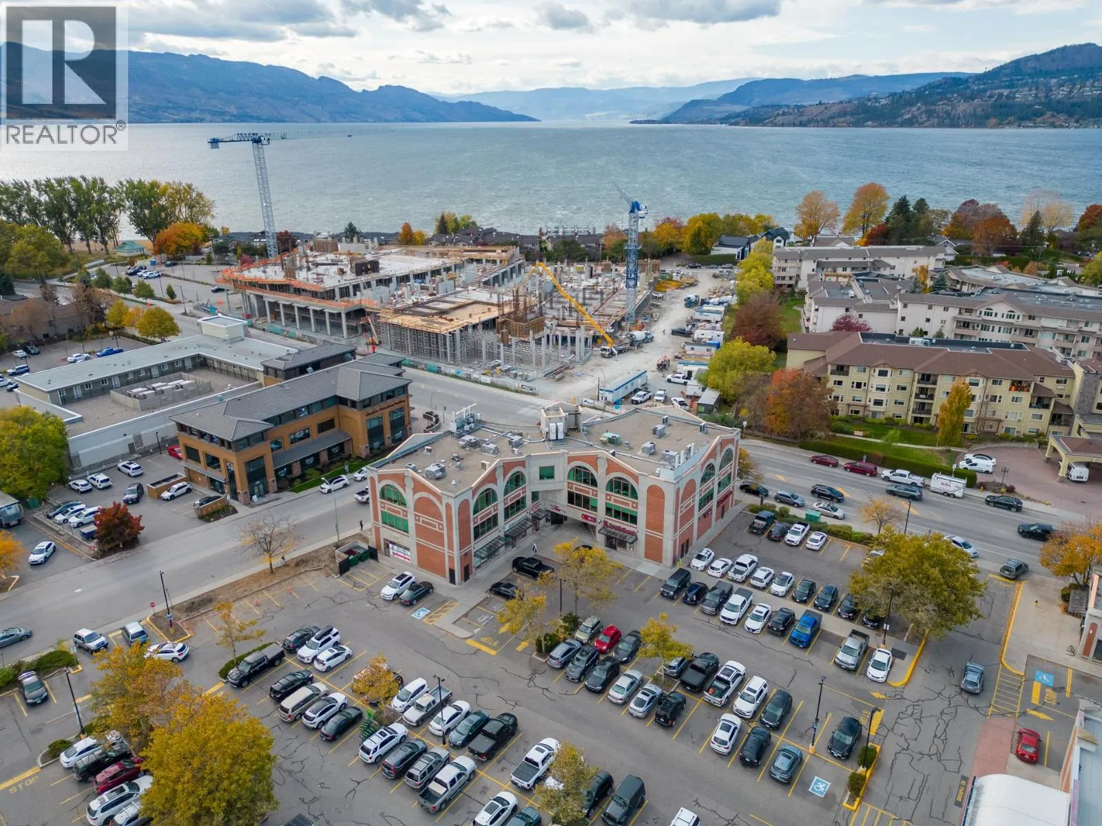3275 Lakeshore Road Unit# 202